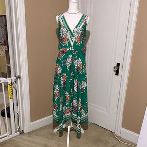 Vince Camuto Women's A Line Handkerchief Hem Floral Dress Green Size 8 NWT